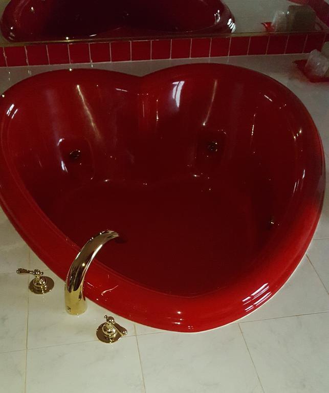 New Relax Inn Бриджвю Стая снимка