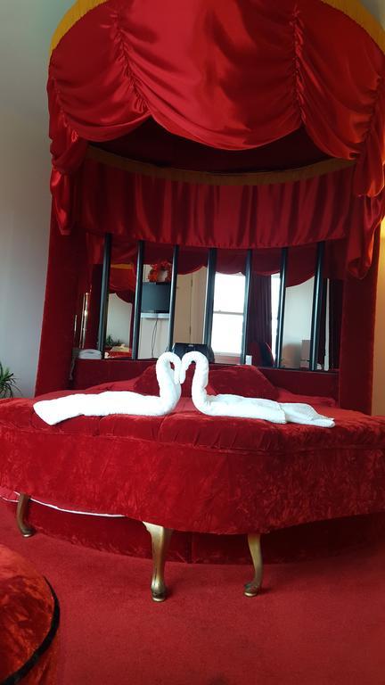 New Relax Inn Бриджвю Стая снимка